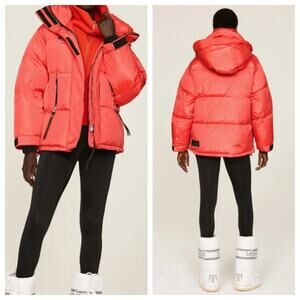 Shoreditch Ski Club Willow oversized puffer jacket Size M